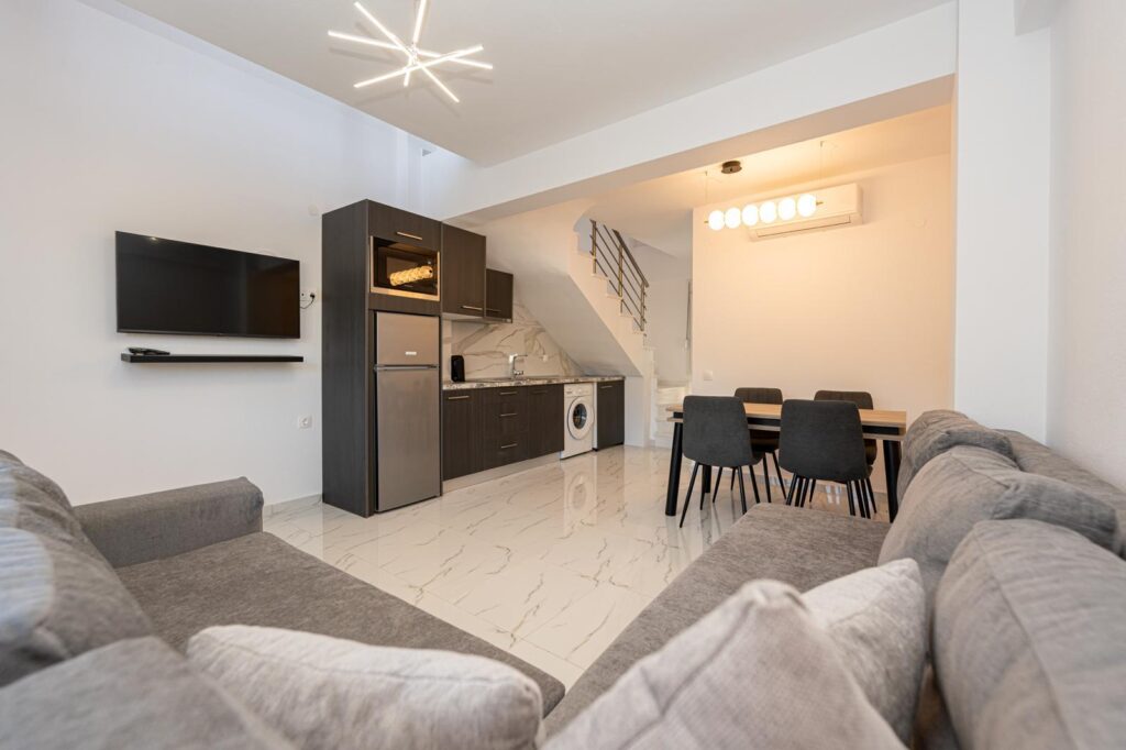 PHOTO 2025 07 26 20 43 42 2 1024x682